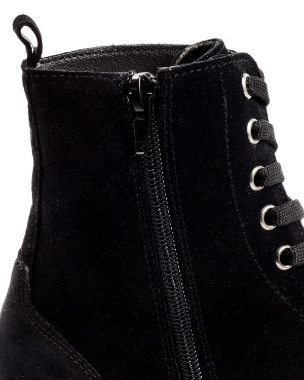 SUEDE BOOT