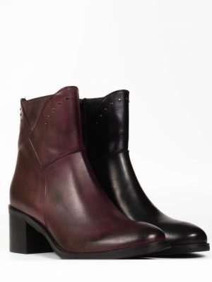 Leather boot