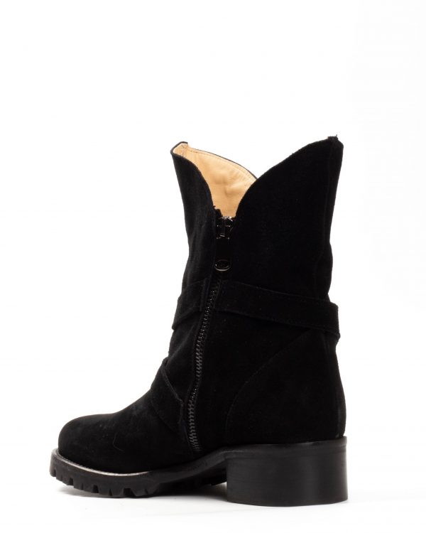 Suede leather boot